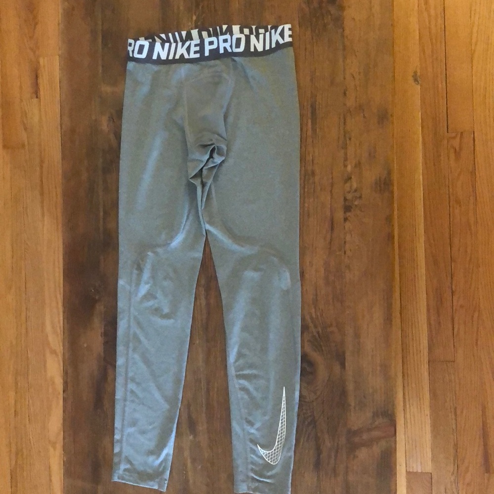Nike Pro  Large Boys Sports Legging